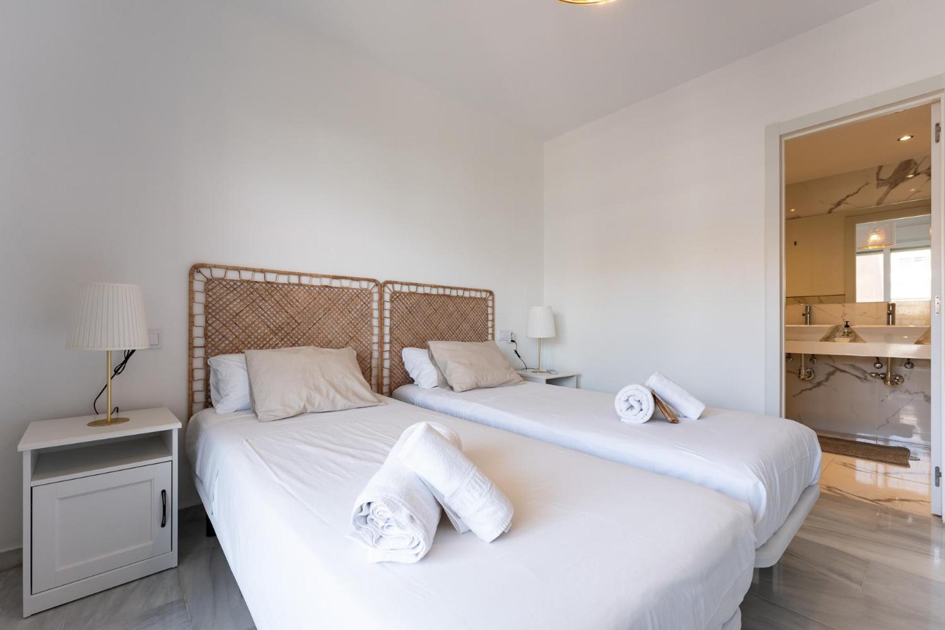 Apartment Ct 325 - Faro's Dona Sofia - Beachapartment *